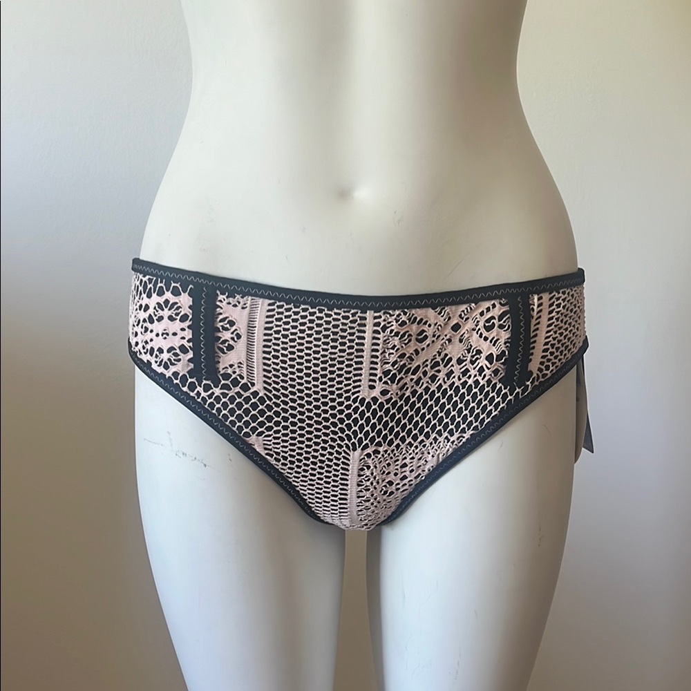 Becca Elegant Lace Trim Women's Briefs Pink and Black